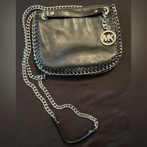 Michael Kors, Crossbody bag, great size silver accessories